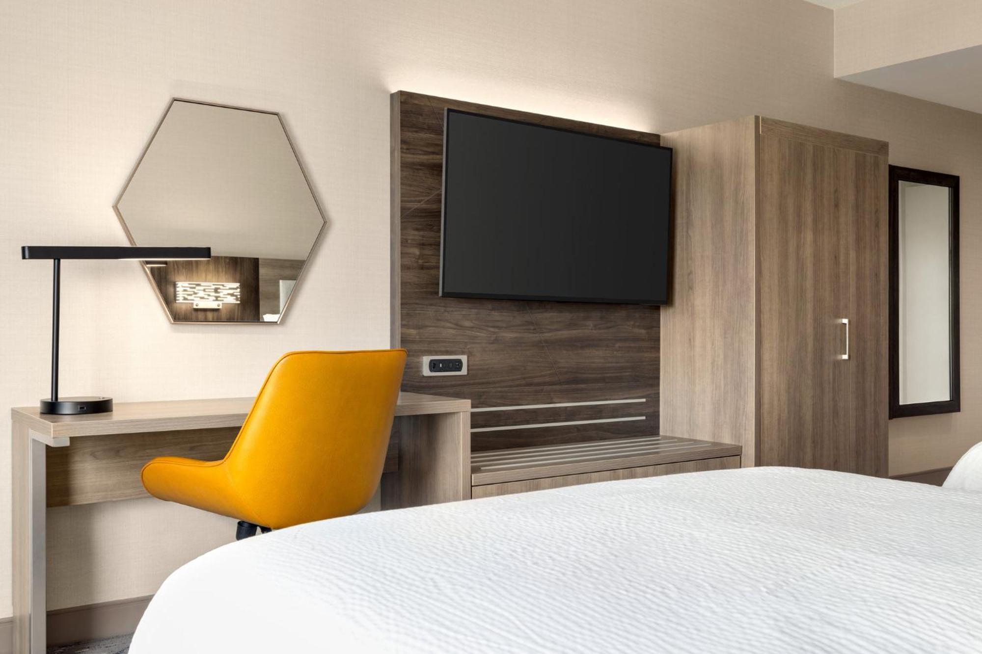 Holiday Inn Express - Strathroy By Ihg Exterior foto