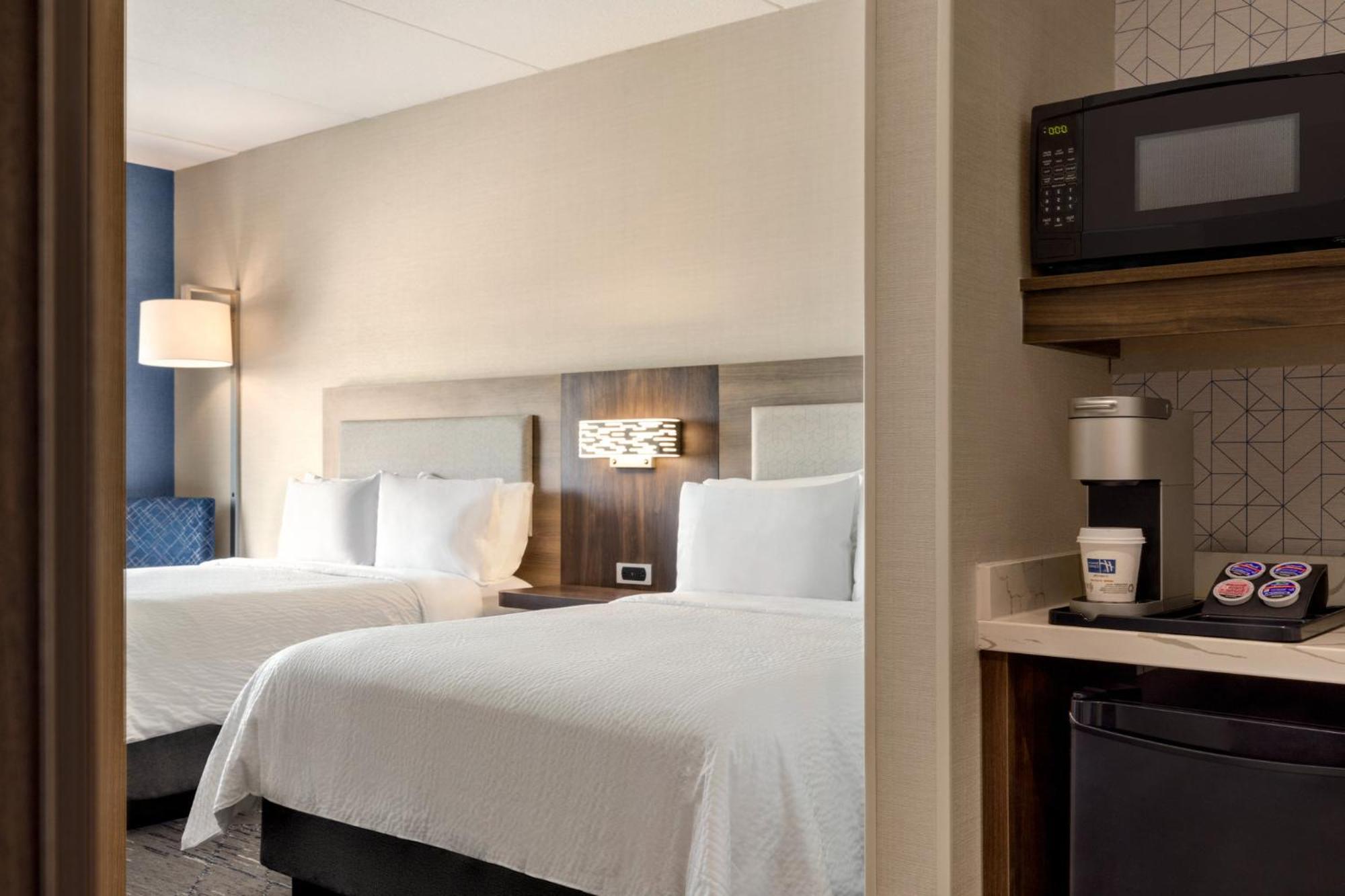 Holiday Inn Express - Strathroy By Ihg Exterior foto