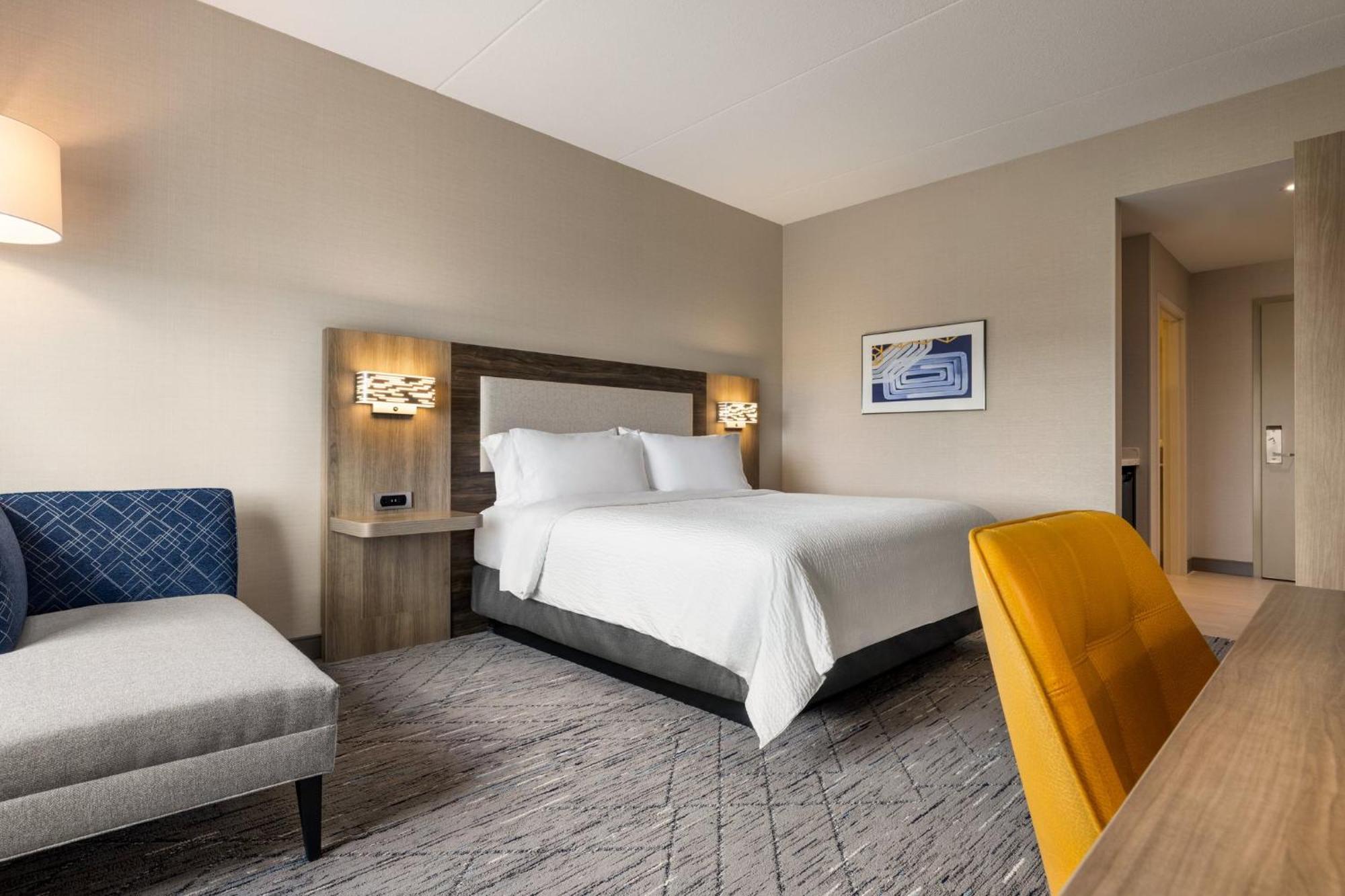 Holiday Inn Express - Strathroy By Ihg Exterior foto
