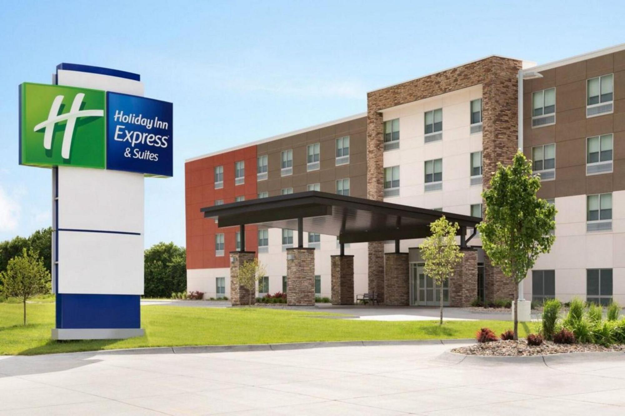 Holiday Inn Express - Strathroy By Ihg Exterior foto